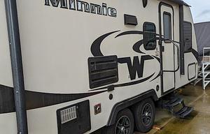 2018 Winnebago Micro Minnie 2106FBS