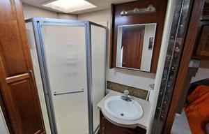 2008 Fleetwood RV Tioga 31M - Self Leveling