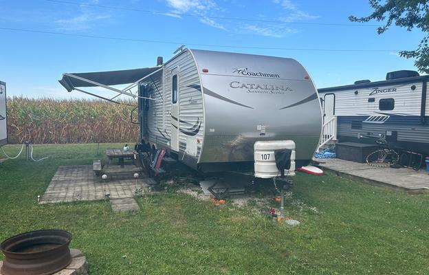 Cozy Coachmen Catalina!