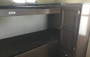 2016 Coleman 3015BH (delivery and pick up by owner)