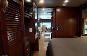2017 Fleetwood RV Bounder 35K