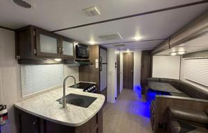 2020 Keystone RV Passport 292BH SL Series RV rental photo 4
