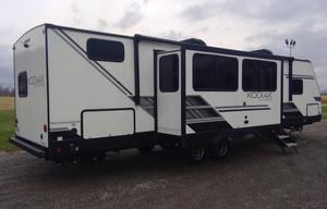 2022 Dutchmen RV Kodiak Ultimate 3301BHSL