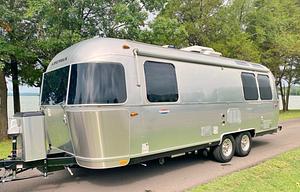 2019 Airstream International Serenity