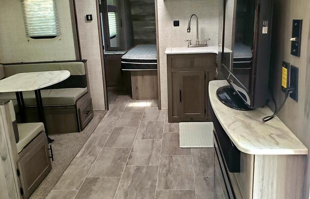 2021 Gulf Stream RV Conquest 276BHS