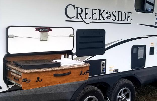 Creek Side Family Memory Maker
