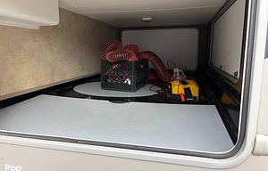 2014 Chateau 28A RV rental photo 23