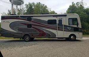 2018 Fleetwood RV Flair 31B