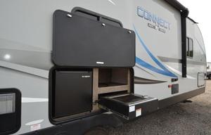 2020 KZ Connect! Beautiful, spacious, and cozy!