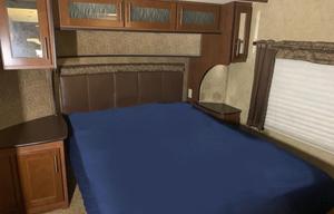 2011 Dutchmen RV Komfort 3130FRL