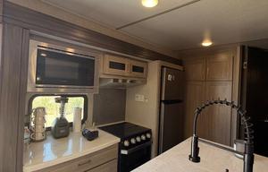 2020 Coachmen RV Freedom Express Liberty Edition