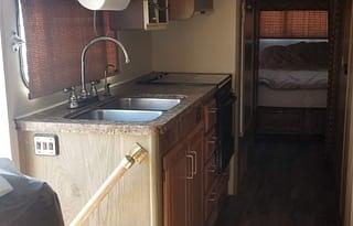 1990 Fleetwood RV Bounder 30T