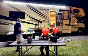 SNACKS-NAPS-MAPS! 2019 Coachmen RV Freelander 27QB