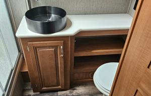 2019 NeXus RV Ghost 36DS RV rental photo 7