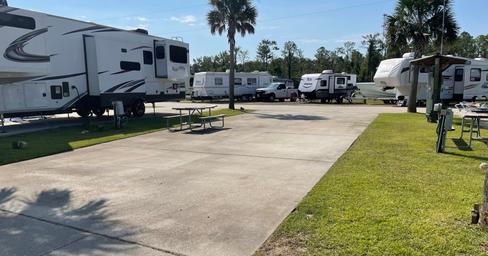 Bay Palms RV Resort