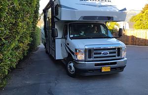 New 32ft motorhome Sunseeker LE 3250DS