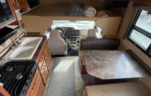 Comfortable RV with Slide-Outs - Jayco Redhawk