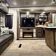 BIGHORN w/ King Master, Loft, Kitchen Island
