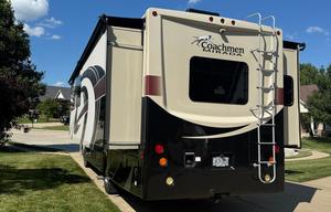 The Forest Park Cruiser - Luxury RV Experience