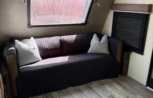 2018 Jayco White Hawk 29FLS RV rental photo 5