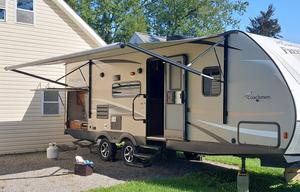 2017 Coachmen RV Freedom Express 248RBS