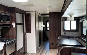 Stocked Bunk House Sleeps 10