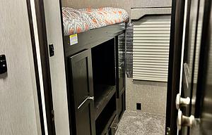3 slides, Sleeps 10, 2 bedroom, Outdoor kitchen