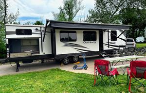 2020 Keystone RV Outback 340BH Luxury
