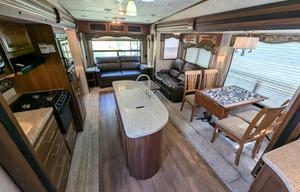 Keystone Cougar | Luxury Chef's Kitchen & 3 Slides
