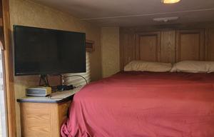 2009 Three Horse Living Quarter Horse Trailer
