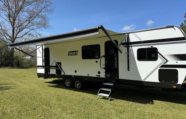 2025 Keystone RV Coleman Legacy 2900 BH RV rental photo 1