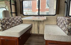 2013 Forest River RV Sunseeker 3170DS Ford