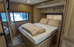 Free Wifi | Easy to Drive | Sleeps 7 | Big Battery