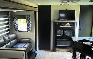 2021 Forest River Cherokee Black Label 294BH