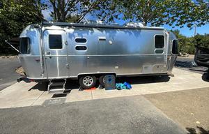 2019 Airstream RV Flying Cloud 25 Twin RV rental photo 9