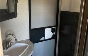 2021 CrossRoads RV Cruiser Aire CR33BHB