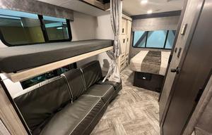 32’ Class C 2022 Forest River RV