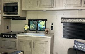 2023 Catalina Coachmen Forest River Summit RV rental photo 13