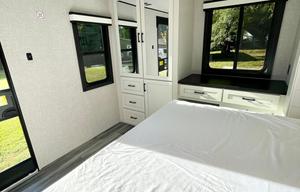 *BRAND NEW* 2025 Jayco - KING BED