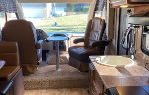 2016 Thor Motor Coach Axis 25.1