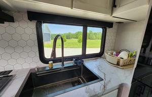 2025 Jayco Jay Feather 29QBH RV rental photo 20