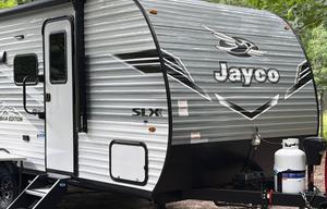 Cozy new 2026 Jayco Jayflight SLX, amazing camper!