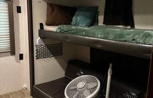 2017 Jayco Jay Flight 32BHDS RV rental photo 11
