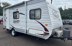 Light Weight Jayco Travel Trailer SUV towing