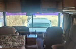 2000 Fleetwood RV Bounder 28T RV rental photo 13