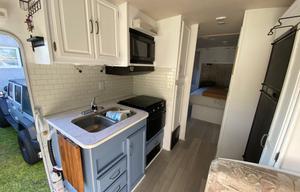 2002 Winnebago Sightseer 27C