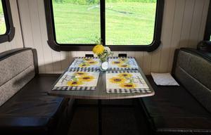 The Sunny Rig | DELIVERY/SET UP | Outdoor Kitchen