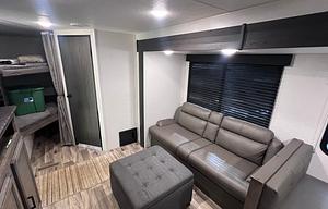 Time Off...2024 Venture RV Stratus Sport SR289VBHS