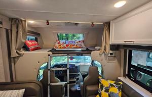 2024 Thor Motor Coach Quantum LC LF31
