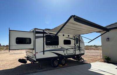 The Cozy Cruiser-Snug, Stocked, & road-trip ready!